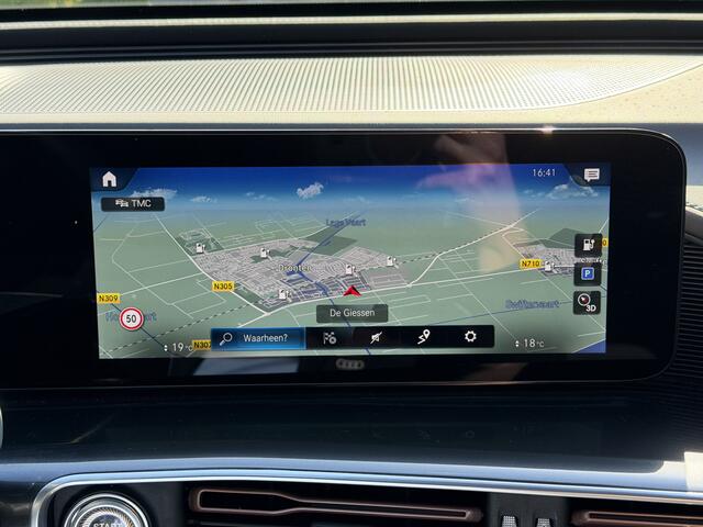 Mercedes-Benz EQC 400 4MATIC AMG Line 80 kWh Schuifdak | Memory | Contourstoelen | Trekhaak | HUD | Keyless