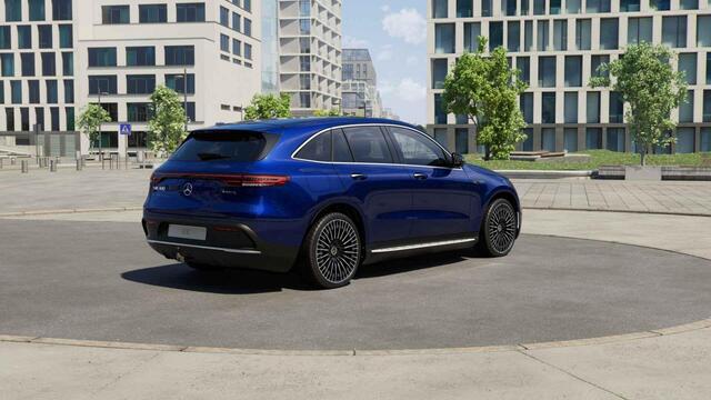 Mercedes-Benz EQC 400 4MATIC AMG Line Premium Plus 80 kWh | Burmester | Trekhaak | Schuifdak | 360 camera | Treeplanken |