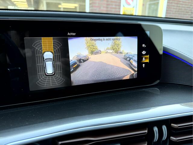 Mercedes-Benz EQC 400 4MATIC Business Luxury 80 kWh SOH 93.4%, Schuifdak, Trekhaak