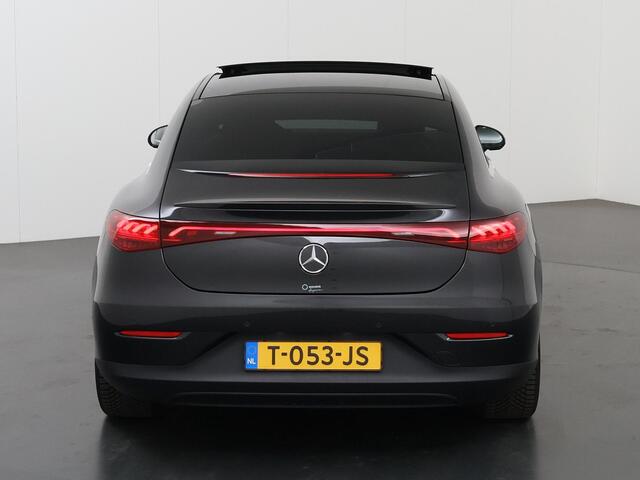 Mercedes-Benz EQE 300 Business Line 89 kWh Mercedes-Benz EQE 300 Business Line | Panoramadak | Lederlook interieur | Donker glas