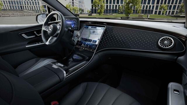 Mercedes-Benz EQE SUV 350 4Matic Luxury Line 91 kWh | Panoramadak | Trekhaak | Memory |