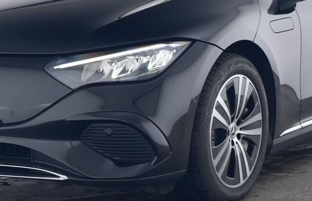 Mercedes-Benz EQE 300 89 kWh MBUX Navi Panoramadak Memory Artico-Leder Stuur en Stoelverwarming 19 Inch