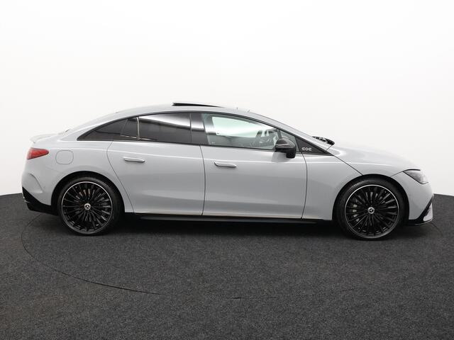 Mercedes-Benz EQE 500 4MATIC AMG Line | Premium Plus | Night Pakket | Rijassistentiepakket Plus | Panoramadak | HYPERSCREEN | AIRMATIC Luchtvering | Achterasbesturing | Head-up Display | Burmester 3D Surround | Multicountourstoelen met Massage | Stuurverwarming | 17% bijte