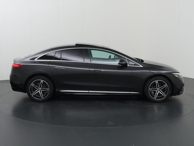 Mercedes-Benz EQE 300 AMG Line 89 kWh | Sfeerverlichting | Panoramadak | Rode gordels | Memory |