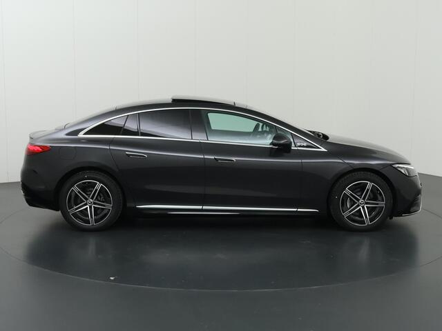 Mercedes-Benz EQE 300 AMG Line 89 kWh | Panoramadak | Memory | Winter pakket | Sfeerverlichting |