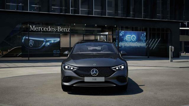 Mercedes-Benz EQE 350+ Luxury Line 91 kWh | Panoramadak | Burmester 3D | Memory | Digital Light | 360 graden camera | Keyless | 21" lichtmetalen velgen |