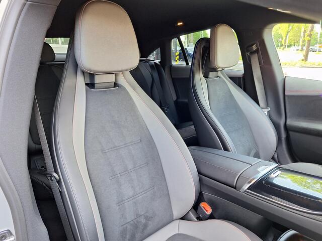 Mercedes-Benz EQE 300 AMG Line | Premium Pakket | Night Pakket | Rijassistentie Pakket Plus | Akoestisch Comfortpakket | Trekhaak | Burmester 3D Surround Sound | 360° Camera | DISTRONIC Afstandsassistent | Verkeersbordenassistent | DIGITAL LIGHT | Elektrisch Verstelbare St