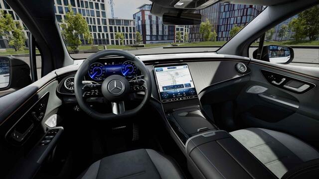 Mercedes-Benz EQE SUV 300 AMG Line 91 kWh | Achterasbesturing | Trekhaak | Panoramadak | 360 camera | 21 inch |