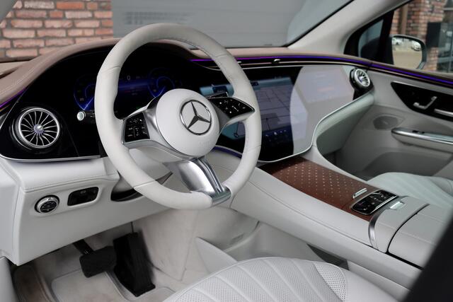 Mercedes-Benz EQE SUV 350+ AMG Line 91 kWh | Hyperscreen | Achterasbesturing | Distronic+ | Surround Camera | Verwarmd Stuurwiel | Digital Light | Keyless Go | Parfumering | 22kW | Memory |