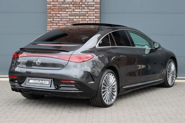 Mercedes-Benz EQE 300 AMG Line 90 kWh | Airmatic | Distronic | Panoramadak | Warmtepomp | Memory | Keyless Go | Camera | Dodehoekassistent | High Perf. LED |