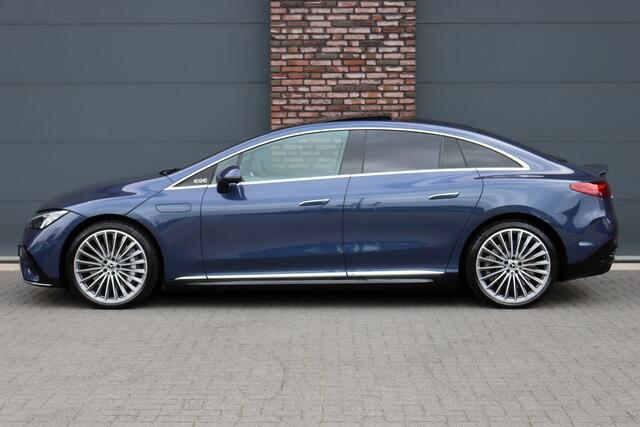 Mercedes-Benz EQE 300 AMG Line 90 kWh | Airmatic | Distronic | Panoramadak | Warmtepomp | Memory | Camera | Keyless Go | Dodehoekassistent | High Perf. LED |