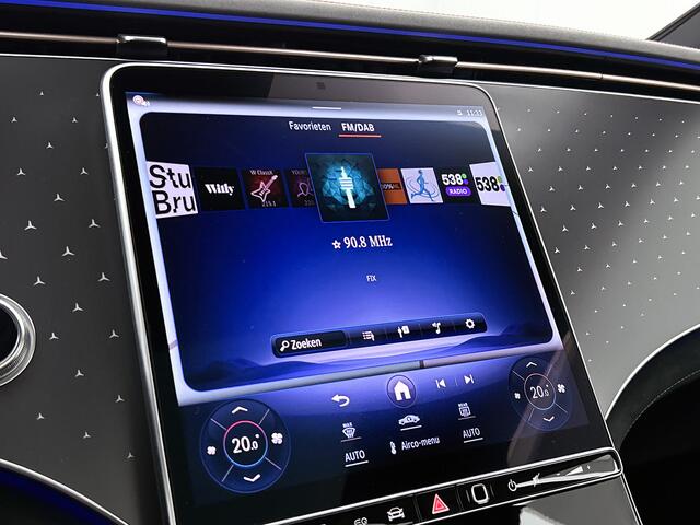 Mercedes-Benz EQE SUV 350+ Sport Edition 96 kWh | Winterpakket | Nightpakket | Displaypakket | Spiegelpakket | Parkeerpakket met 360°-camera | DIGITAL LIGHT met projectiefunctie | Trekhaak | Head-up display | Burmester® 3D-surround sound | Sierdelen lasercut van achteren v