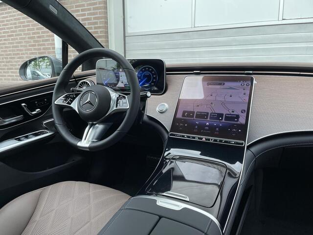 Mercedes-Benz EQE 350 4Matic | Airmatic | Panoramadak | Premium Pakket | Rijassistentiepakket Plus | Burmester 3D Surround | Head-up Display | 360° Camera | Elektrisch Verstelbare Voorstoelen + Memory | Stoelverwarming | Stoelventilatie | Apple CarPlay | Android Auto