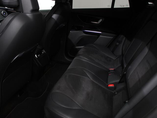 Mercedes-Benz EQE 350 AMG Line Edition Advanced Plus 292 PK 4matic Climate control Adaptieve cruise control Parkeersensoren Achteruitrijcamera Sfeerverlichting Stoelverwarming Keyless LED Navigatie