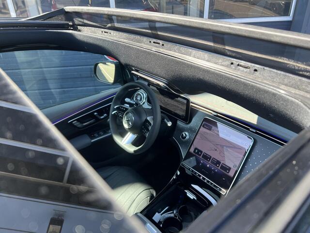Mercedes-Benz EQS SUV 450+ AMG Line | Premium Plus | Night Pakket | Rijassistentiepakket Plus | Panoramadak | Derde Zitrij | Trekhaak | AIRMATIC Luchtvering | Burmester 3D Surround | Head-up Display | 360° Camera | Stuurverwarming | Stoelverwarming | Stoelventilatie