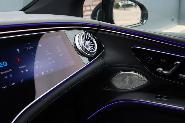 Mercedes-Benz EQS 450 4MATIC AMG Line 118 kWh | Hyperscreen | Airmatic | Achterasbesturing | Distronic+ | Stoelventilatie V+A | Burmester | Massage | Verwarmd Stuurwiel | HUD | Digital Light |