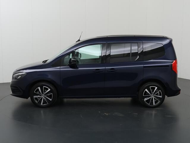 Mercedes-Benz EQT Tourer 200 L1 Premium Plus 45kWh | 23.000,- excl. BTW | Navigatie | Dodehoekwaarschuwing | Parkeerpakket met achteruitrijcamera | Carplay | Stoelverwarming | Privacyglass | LED Verlichting | Certified