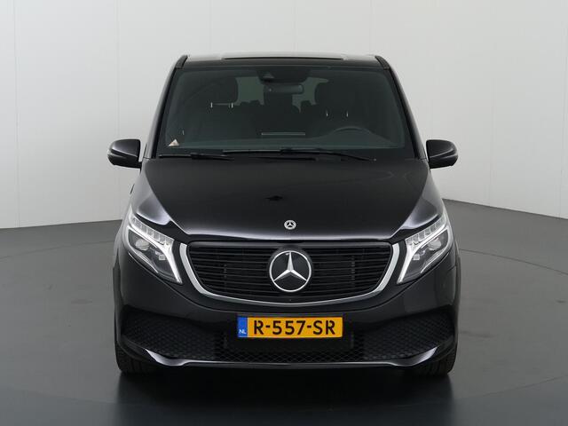 Mercedes-Benz EQV 300 L3 Avantgarde 90 kWh TAXI KLAAR | Automaat | Navigatie | Lederen bekleding | Airmatic | Dubbele elektrische schuifdeur | Led verlichting | Cruise control | 18'' Lichtmetalen velgen |