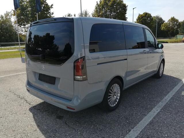 Mercedes-Benz EQV 300 L2 90 kWh Nieuw Model 7-zitter Distronic LED WideScreen Stoelverwarming Camera