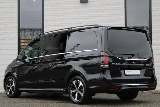 Mercedes-Benz EQV 300 / AMG / 7-Persoons / Luchtvering / Electr Stoelen / Burmester / Vol Opties / NIEUWSTAAT