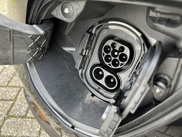 Mercedes-Benz EQV 300 L2 6-Persoons VIP-Uitvoering Airmatic 90 kWh | SoH 95%