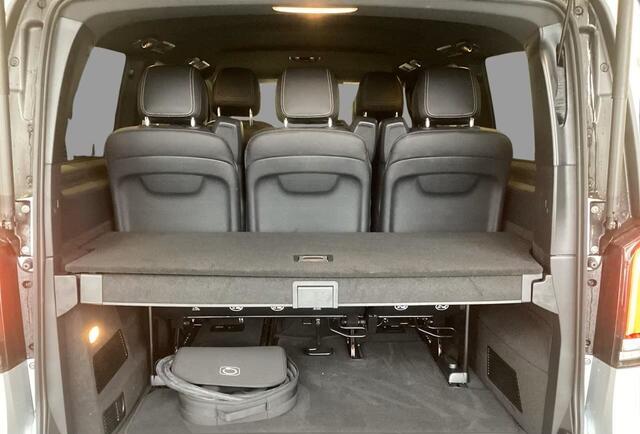 Mercedes-Benz EQV 300 L2 Avantgarde 90 kWh 7-zitter 63.950 incl. BTW Airmatic Distronic LED Leder EL. Schuifdeuren Stuurverwarming Stoelverwarming