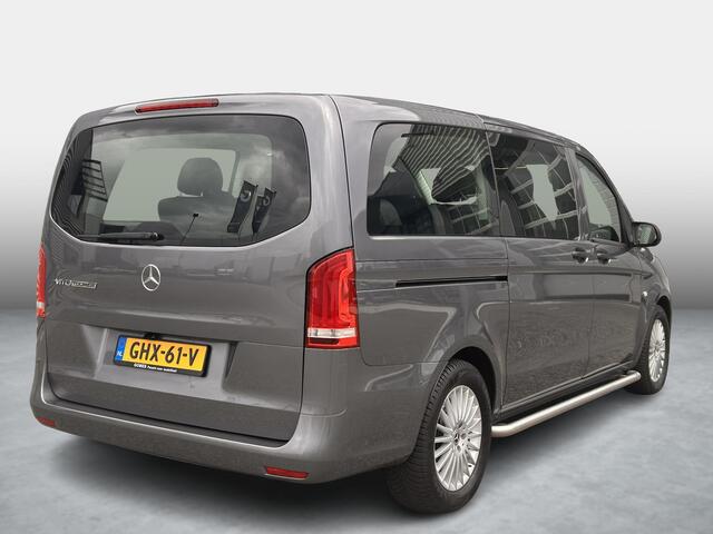 Mercedes-Benz EVITO TOURER PRO L2 90 kWh | 8 Pers | Achteruitrijcamera | Stoelverwarming | Navigatie