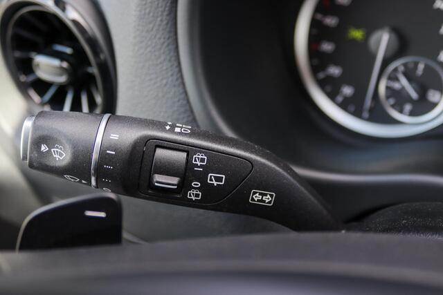 Mercedes-Benz EVITO TOURER PRO L2 90 kWh 9-Persoons, DAB, Cruise Control, Stoelverwarming, SOH 97,77%