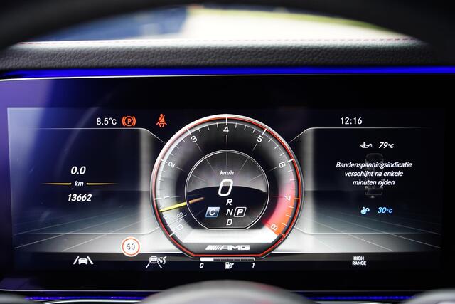 Mercedes-Benz G-KLASSE 63 AMG Designo Burmester