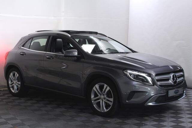 Mercedes-Benz GLA-KLASSE 180 Ambition AUT PANO NAV XENON STOELVW PDC CRUISE '16
