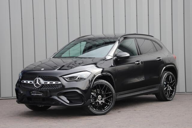 Mercedes-Benz GLA-KLASSE 250e AMG Aut8 | 218PK | Panoramadak | Multibeam | Sfeerverlichting | Keyles-go | ACC | Stuurwielverw. | Carbon |