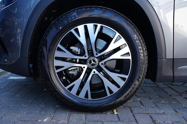 Mercedes-Benz GLA-KLASSE 200 Star Edition 164pk Stoelverwarming/Trekhaak/Camera
