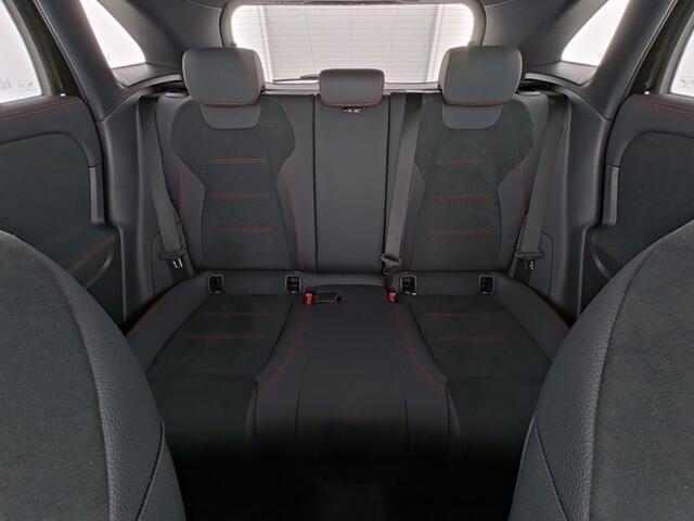 Mercedes-Benz GLA-KLASSE 250 e AMG Face Lift Plug-In Hybride Edition AMG Line | Panorama Schuif-Kanteldak | Night Pakket | Stuur en Stoelverwarming. Inclusief 24 maanden MB Certified garantie voor Europa.