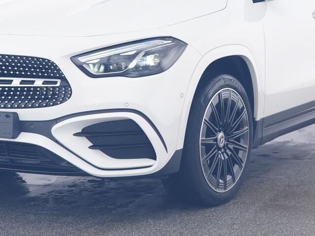 Mercedes-Benz GLA-KLASSE 250 e AMG Nightpakket Face Lift Plug-In Hybride | Panoramadak | Burmester Audio | Rijassistentie Pack | Memory | Stuur- en Stoelverwarming | Inclusief 24 maanden Mercedes-Benz Certified garantie voor Europa.