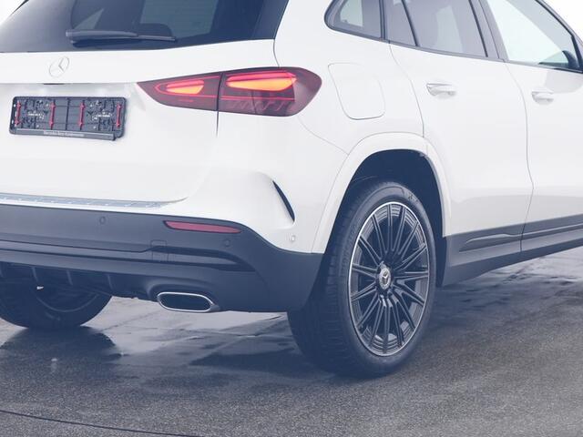 Mercedes-Benz GLA-KLASSE 250 e AMG Nightpakket Face Lift Plug-In Hybride | Panoramadak | Burmester Audio | Rijassistentie Pack | Memory | Stuur- en Stoelverwarming | Inclusief 24 maanden Mercedes-Benz Certified garantie voor Europa.