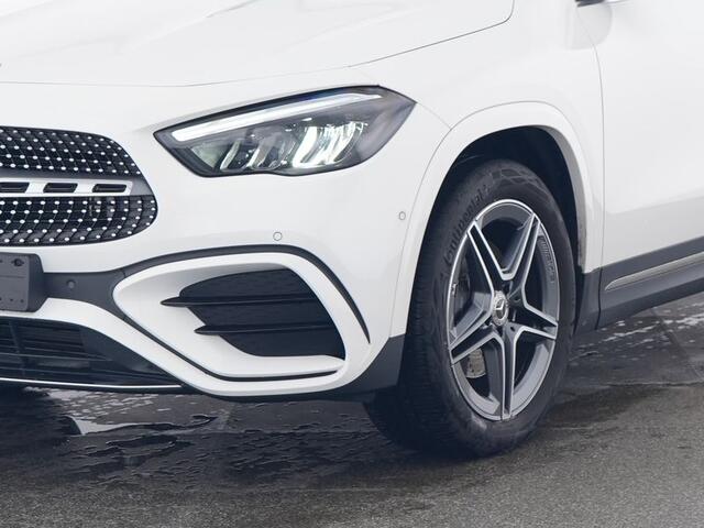 Mercedes-Benz GLA-KLASSE 250 e AMG Face Lift Plug-In Hybride AMG Line Advanced Plus | Panorama Schuif-Kanteldak | Dodehoek Assist | Stuur en Stoelverwarming. Inclusief 24 maanden MB Certified garantie voor Europa.