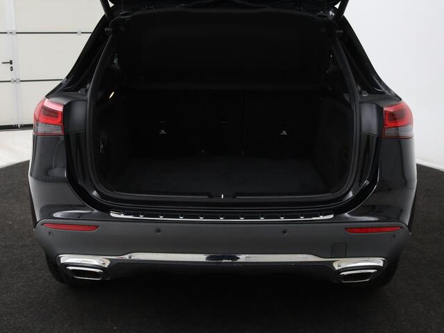 Mercedes-Benz GLA-KLASSE 250e Style | Stoelverwarming | Camera | Cruise control | Carplay | Widescreen | LMV 18 inch | Half leder | DAB+