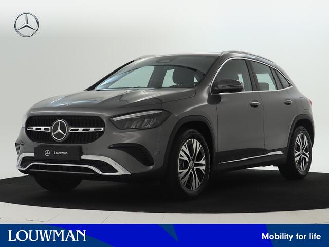 Mercedes-Benz GLA-KLASSE 180 Business Solution Luxury | Trekhaak | Parkeerpakket met achteruitrijcamera | Keyless-Go comfortpakket | EASY PACK achterklep | GUARD 360 ° Vehicle protection Plus | USB-pakket plus | Stoelverwarming voor |