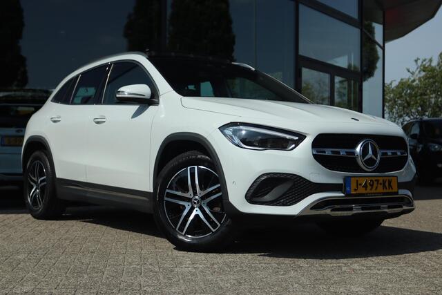 Mercedes-Benz GLA-KLASSE 200 AUT. BUSINESS SOLUTION LUXURY | PANO | MATRIX LED | LEDER | VIRT. COCKPIT | CAMERA | MEMORY