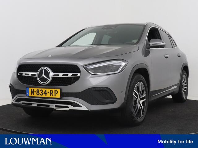 Mercedes-Benz GLA-KLASSE 250 4MATIC Progressive | Panoramadak | Head-up Display | Widescreen | Multibeam LED | 360 graden camera | Ambient Light |
