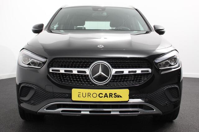 Mercedes-Benz GLA-KLASSE 200 Automaat Progressive Line | Navigatie | Stoelverwarming | Park Assist | Parkeersensoren | Camera | Spiegelpakket | LED koplamp High Performance | Elektrische achterklep | Seat-comfort Pack|