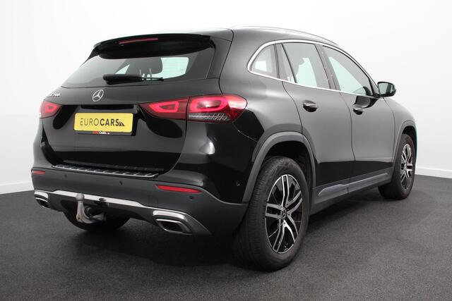 Mercedes-Benz GLA-KLASSE 200 Automaat Progressive Line | Navigatie | Stoelverwarming | Park Assist | Parkeersensoren | Camera | Spiegelpakket | LED koplamp High Performance | Elektrische achterklep | Seat-comfort Pack|