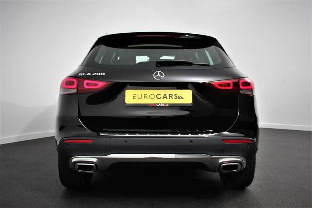Mercedes-Benz GLA-KLASSE 200 163pk Automaat Progressive Premium | DEMO ! | Panorama dak Half lederen bekleding Navigatie Camera Stoelverwarming Electrisch bedienbare achterklep Led