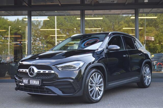 Mercedes-Benz GLA-KLASSE 200 AMG Led Panorama Leder Burmester Distronic Camera 360 Augmented Pdc