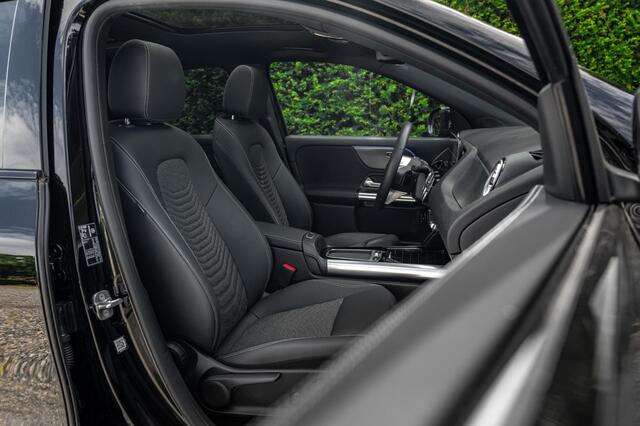 Mercedes-Benz GLA-KLASSE 250 e | Urban Pakket | Panorama | Distronic-ACC | Comfortsleutel | Camera |