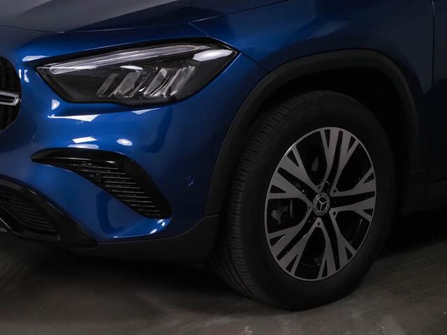 Mercedes-Benz GLA-KLASSE 250 e Face Lift Plug-In Hybride Progressive Line Advanced Plus | Night Pakket | Burmester® | Dodehoek Assist | Voorstoelen Memory | 360°-Camera. Inclusief 24 maanden MB Certified garantie voor Europa.