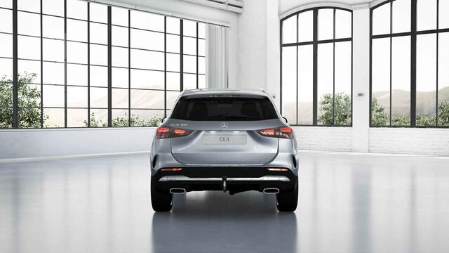 Mercedes-Benz GLA-KLASSE 180 Business Solution AMG