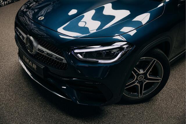 Mercedes-Benz GLA-KLASSE 180 d Business Solution AMG Rijk uitgeruste GLA AMG 180D