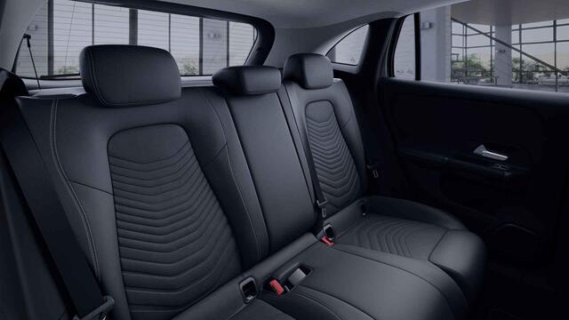 Mercedes-Benz GLA-KLASSE 250 e Luxury Line | Panoramadak | Getint glas | Apple Carplay |