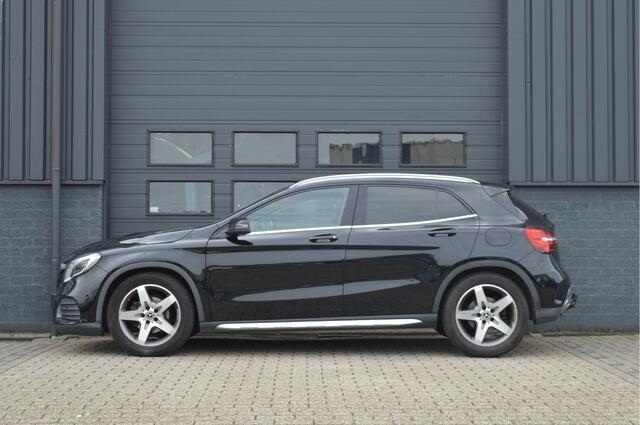 Mercedes-Benz GLA-KLASSE 180 Business Solution AMG | CAMERA | TREKHAAK |
